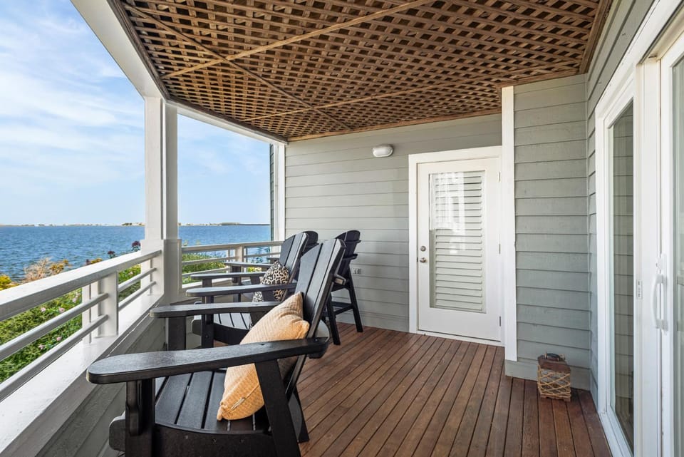 PC Beach Apartment in Manteo