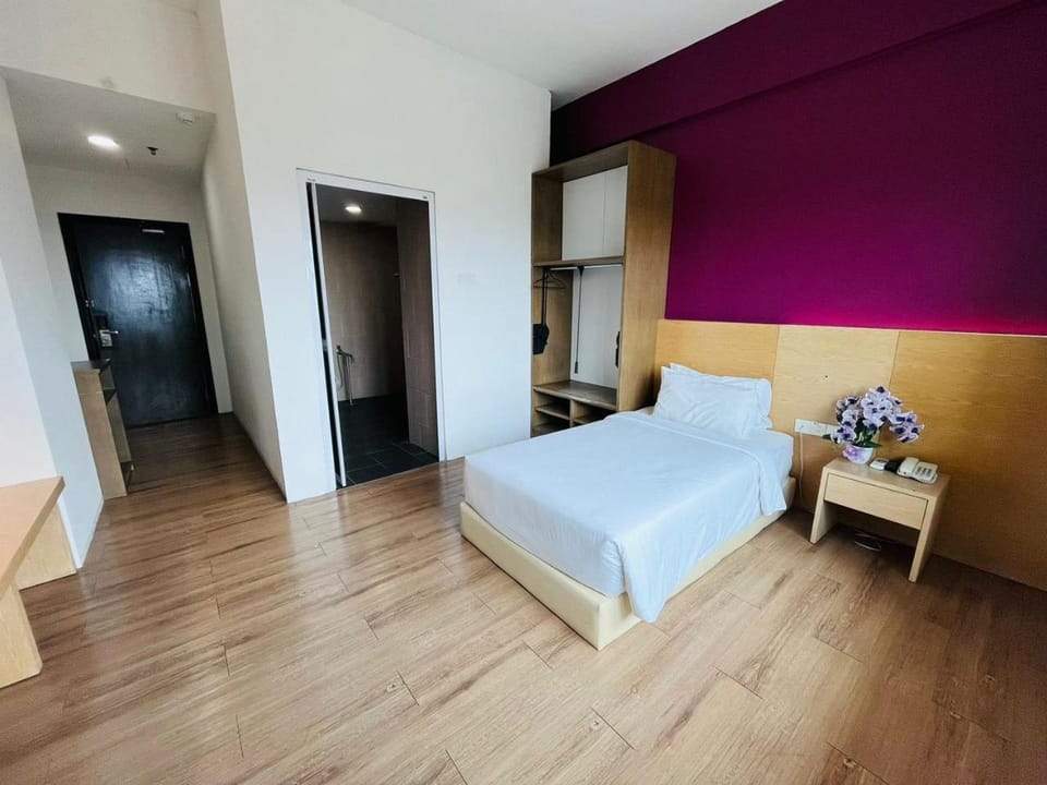 Bed, Photo of the whole room