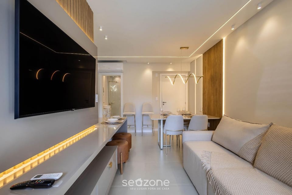 TV and multimedia, Living room, Dining area