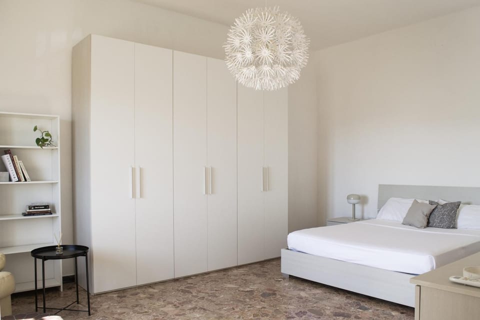 Bed, Photo of the whole room, Bedroom, wardrobe