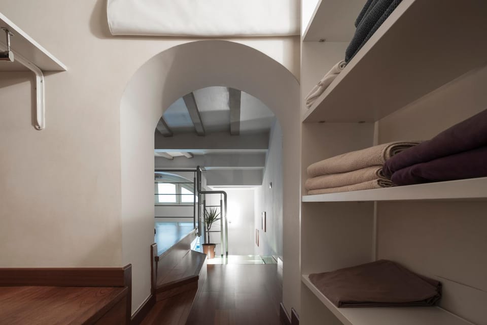 Elegant Stay Between the Arena and Sempione Park Apartment in Milan