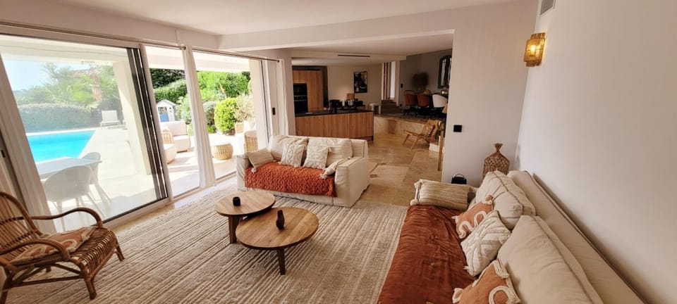 Villa 4P with private pool near the sea House in Sainte-Maxime