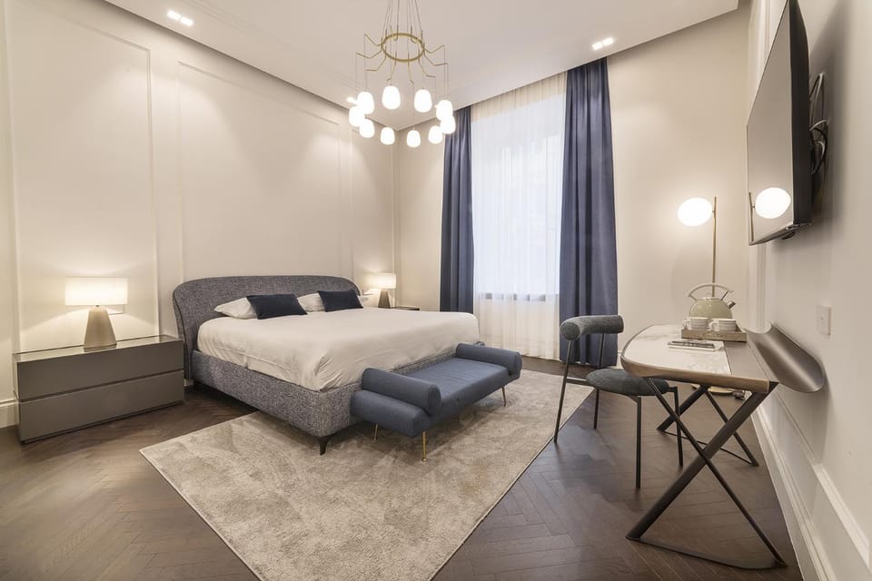 Bed, Photo of the whole room, Bedroom