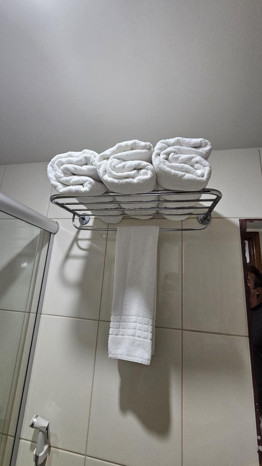 Bathroom, towels