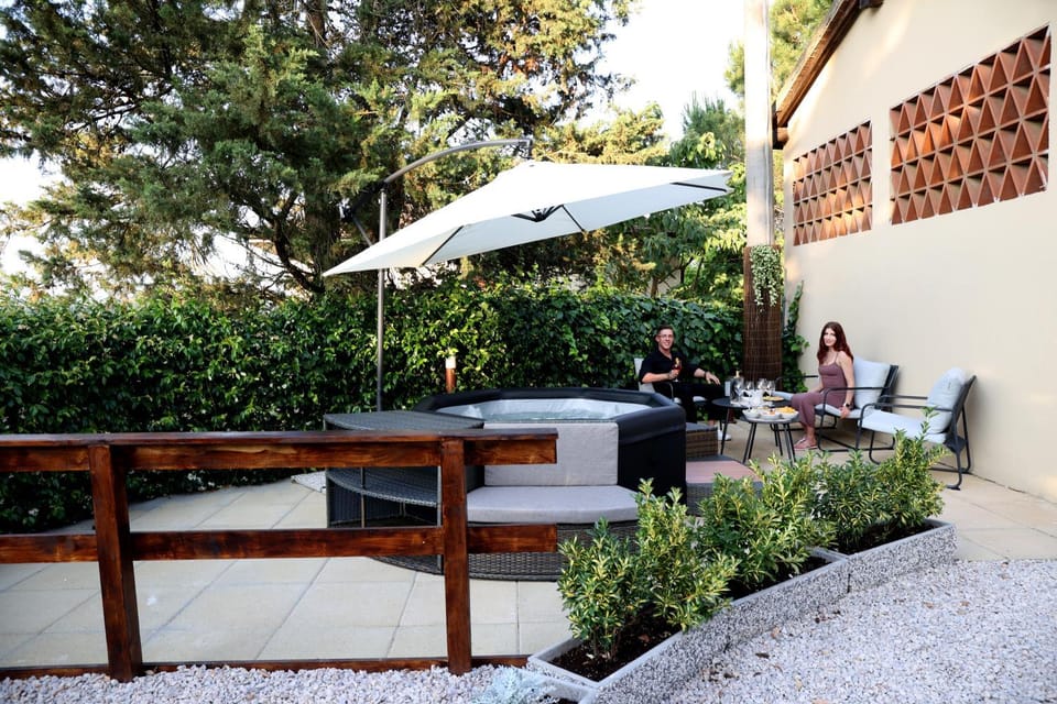 Patio, Garden, Hot Tub