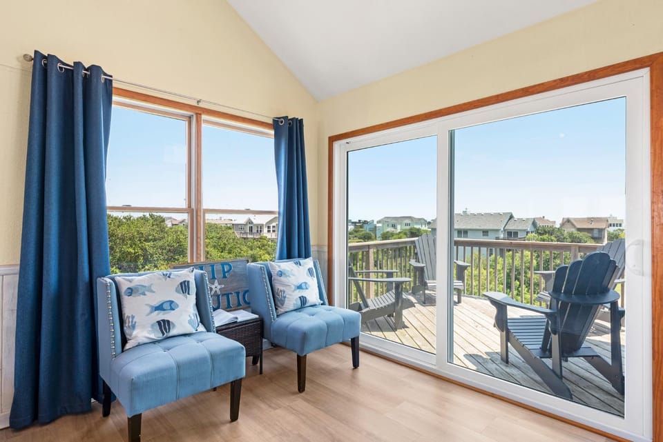 Hip Nautic House in Corolla