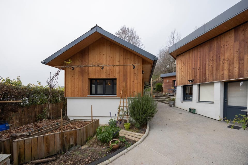 Property building, Living room