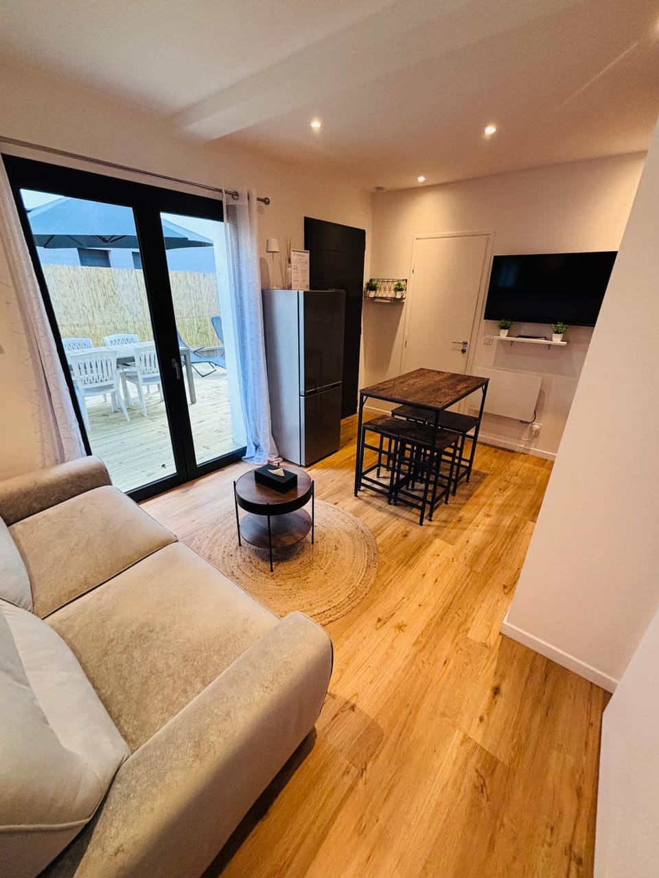 Living room, Seating area