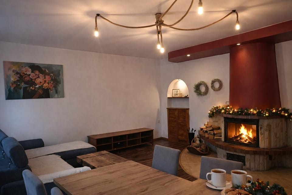 Apartament z kominkiem Apartment in Lower Silesian Voivodeship