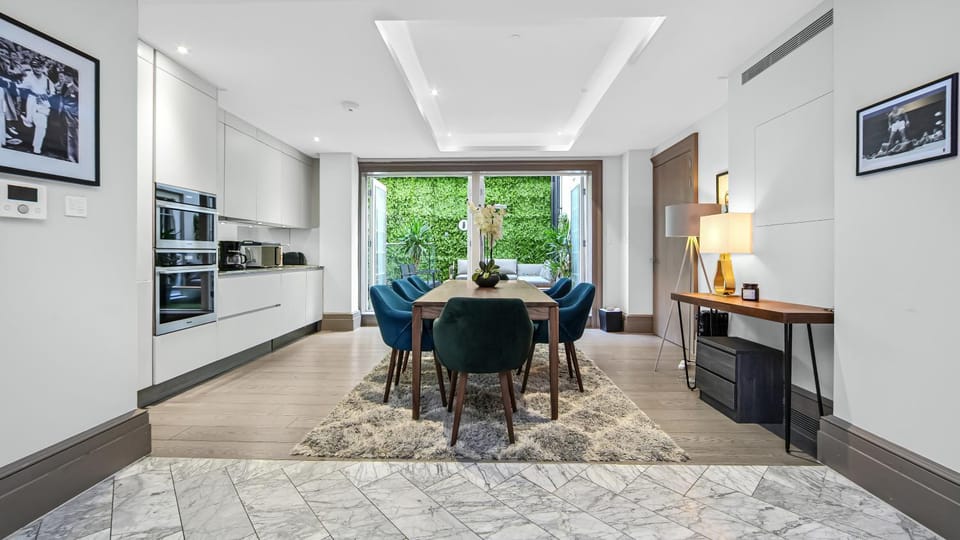Luxury Interior Designed 3 Bedroom Apartment in Central London Apartment in City of Westminster