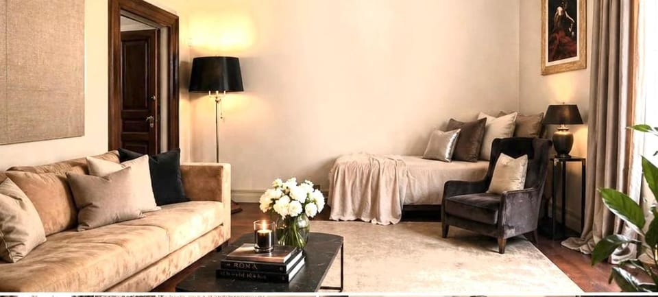 Campo dé Fiori Luxury Home Jacuzzi & Cinema Apartment in Rome