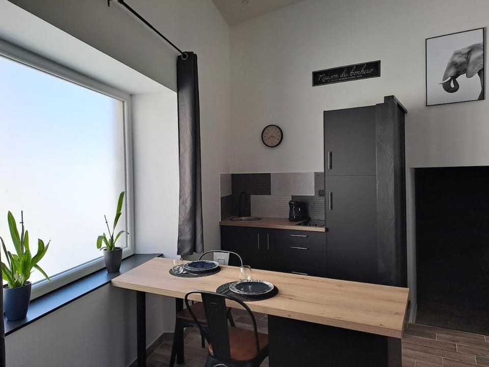 Maison chaleureuse avec jacuzzi interieur House in Provence-Alpes-Côte d'Azur