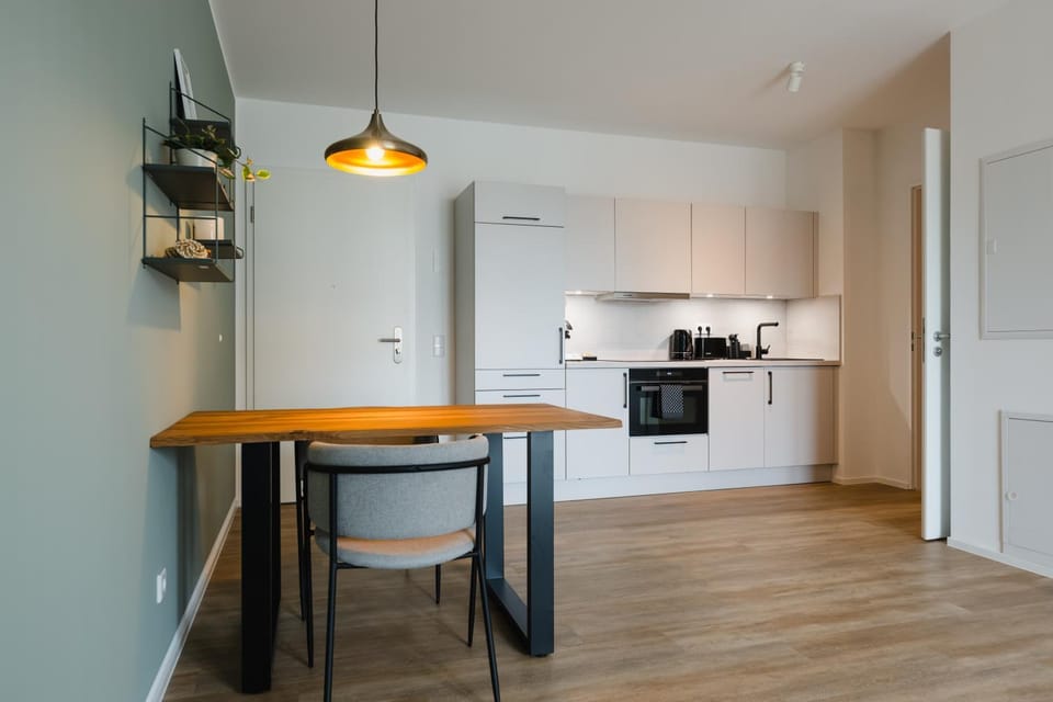 Kitchen or kitchenette, Dining area, dishwasher, oven, stove, toaster