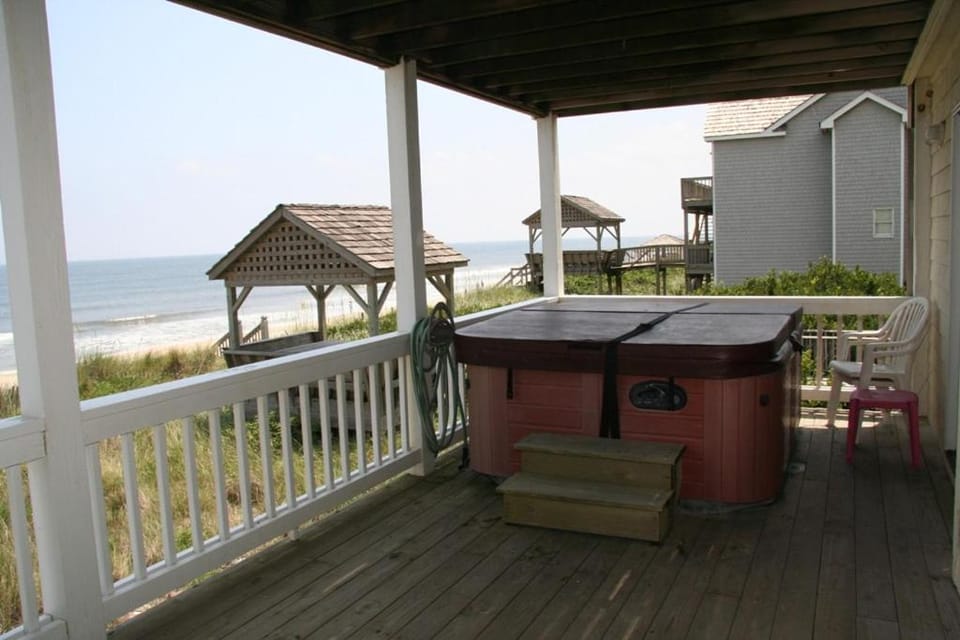 Castle In The Sand House in Nags Head