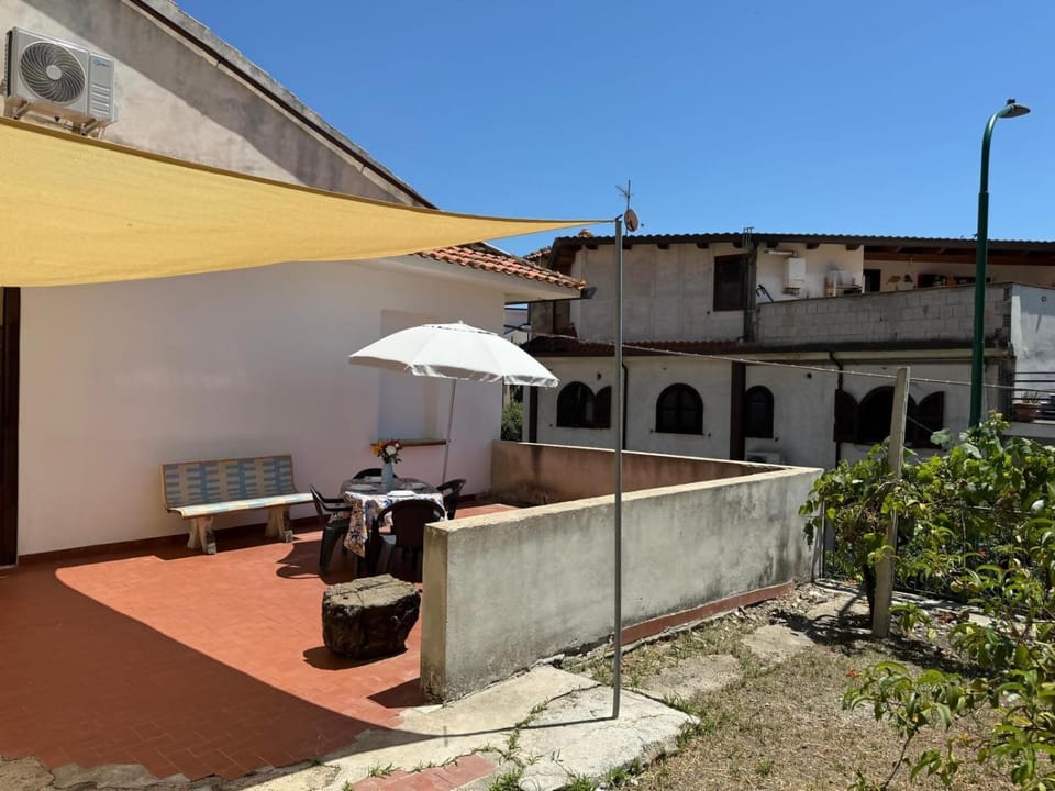 Casa Vacanze " 'A Chiazza" House in Campania