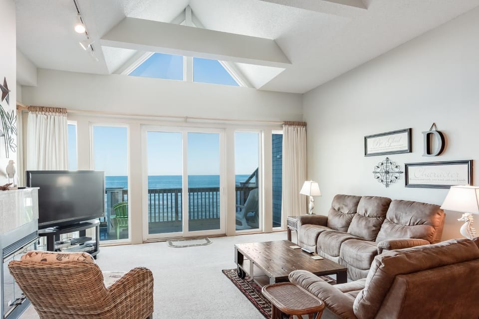 Crystal Shores Condo 302 Apartment in Kill Devil Hills
