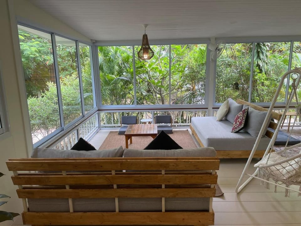 Zen Beach Oasis - Balinese Beachfront House with Stunning Sea View House in Ko Pha-ngan Sub-district