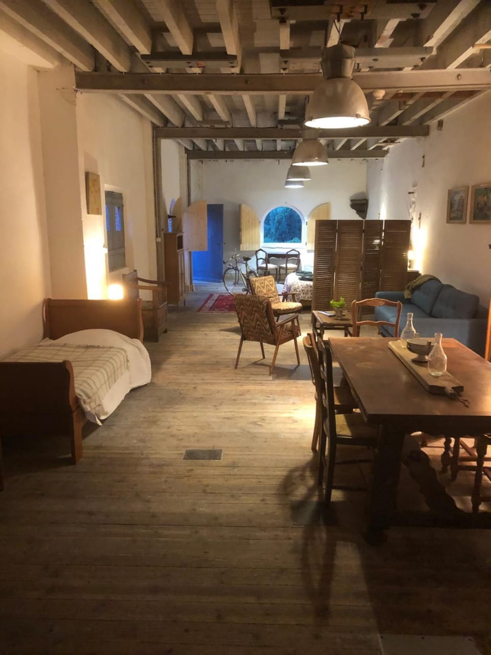 2 lofts dans château industriel Les Grands Moulins de Ruffin Bed and Breakfast in Centre-Val de Loire