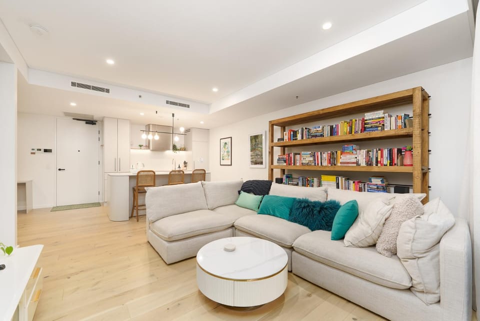 Library, Kitchen or kitchenette