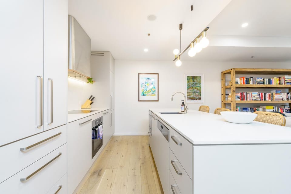 Library, Kitchen or kitchenette
