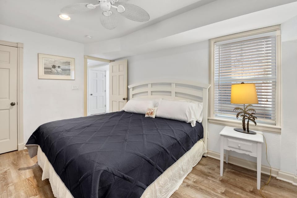 Island Breeze House in Corolla