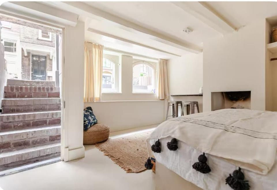 Luxury canal suite in the best location of Amsterdam !!! Apartment in Amsterdam