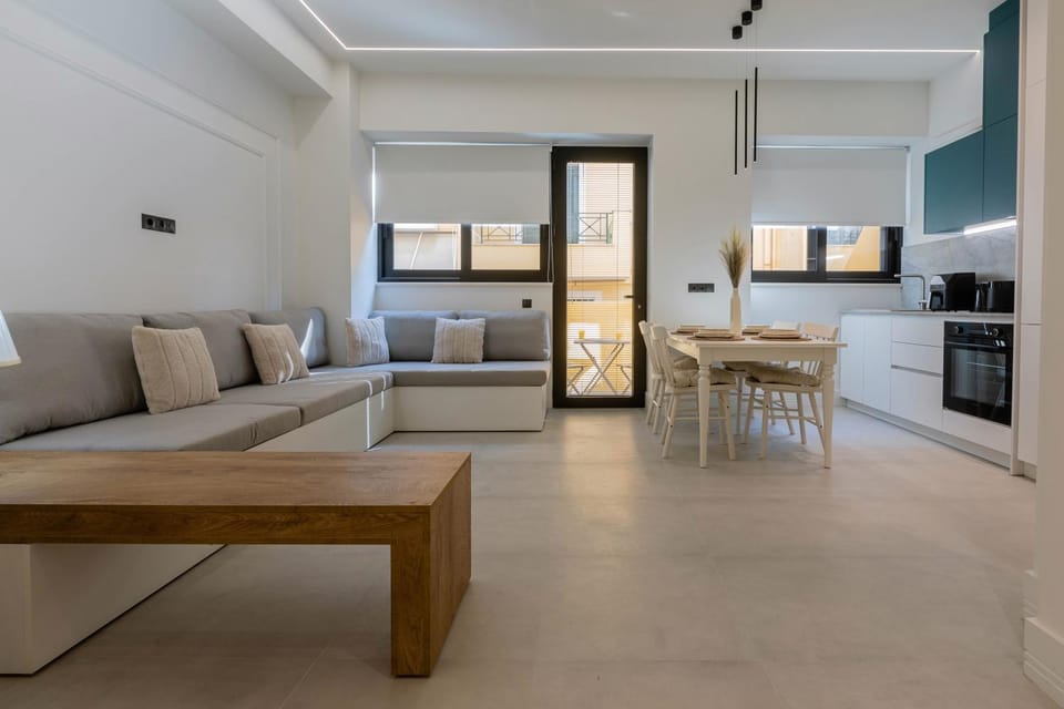 Kitchen or kitchenette, Living room, Dining area