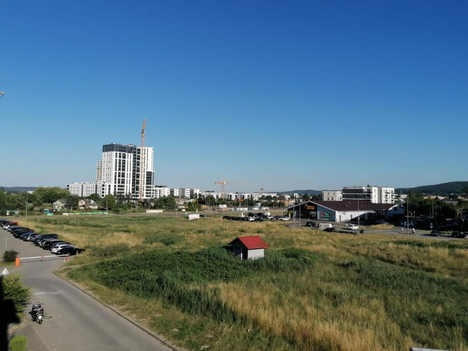 Neighbourhood, Natural landscape, Street view, Location