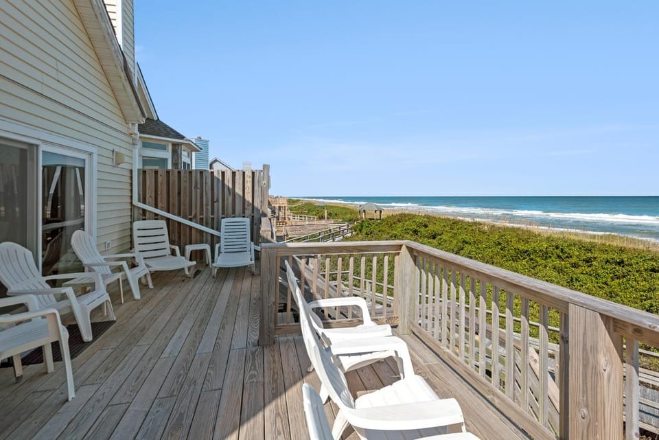 Just Beachy House in Nags Head
