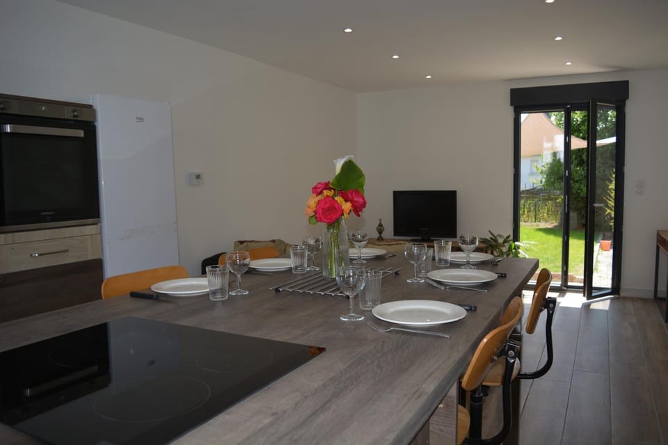 Gitefaraday House in Saint-Nazaire