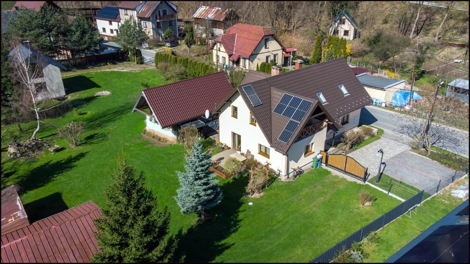 Dom pod górką Apartment in Lower Silesian Voivodeship