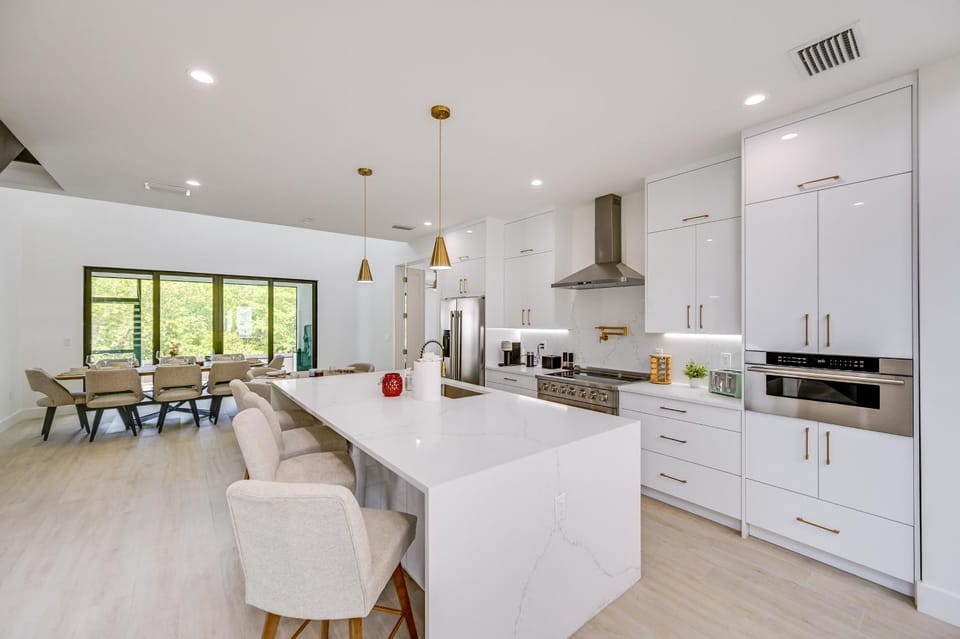 Walk to Celebration Park: Naples Home w/ Pool! House in East Naples