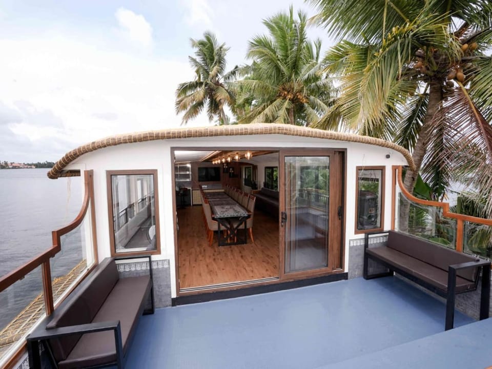 Patio, Natural landscape, View (from property/room), Balcony/Terrace, Balcony/Terrace, Living room, Seating area, Dining area