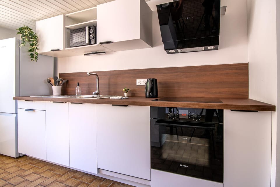 Le Refuge - Maison spacieuse pour familles et professionnels - Proche Puy-du-F ou House in Nouvelle-Aquitaine