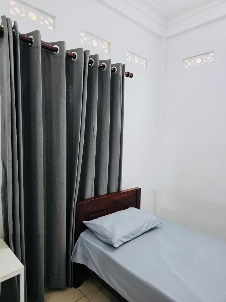 Hotel Jay R Hotel in Sri Lanka