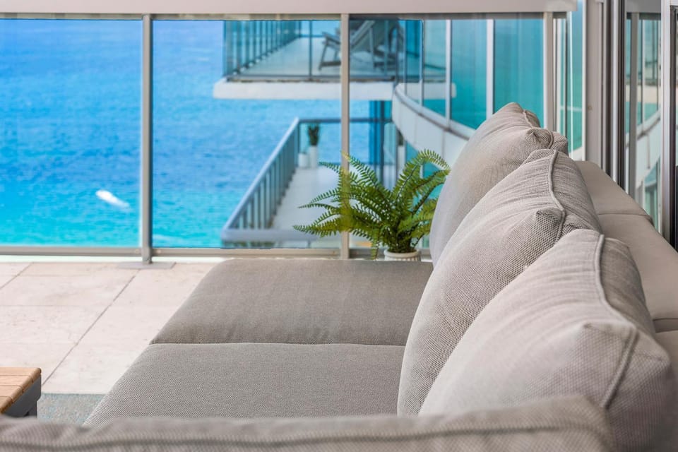 Oceanview Private Penthouse at The Setai - 3803 Apartment hotel in South Beach Miami