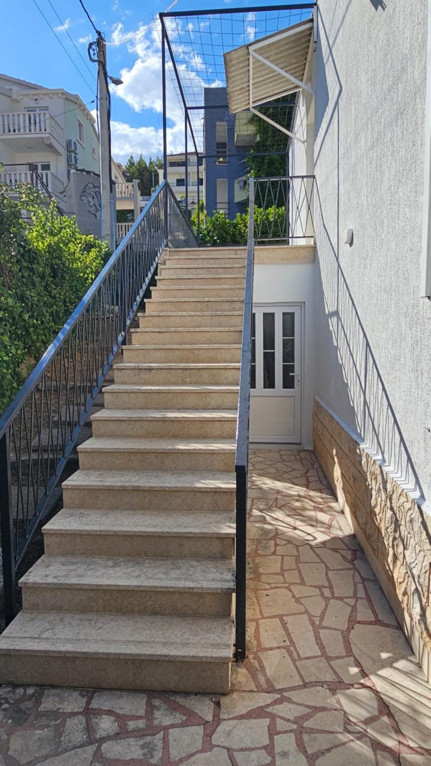 MiNi HOUSE NIKOLA Apartment in Split-Dalmatia County