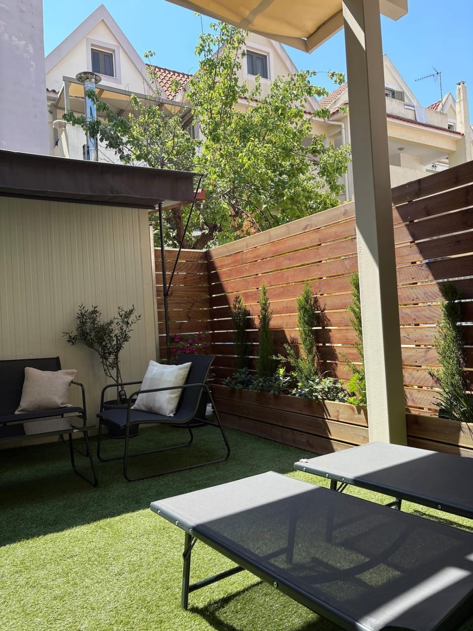 Patio, Spring, Day, Garden, Garden view, sunbed