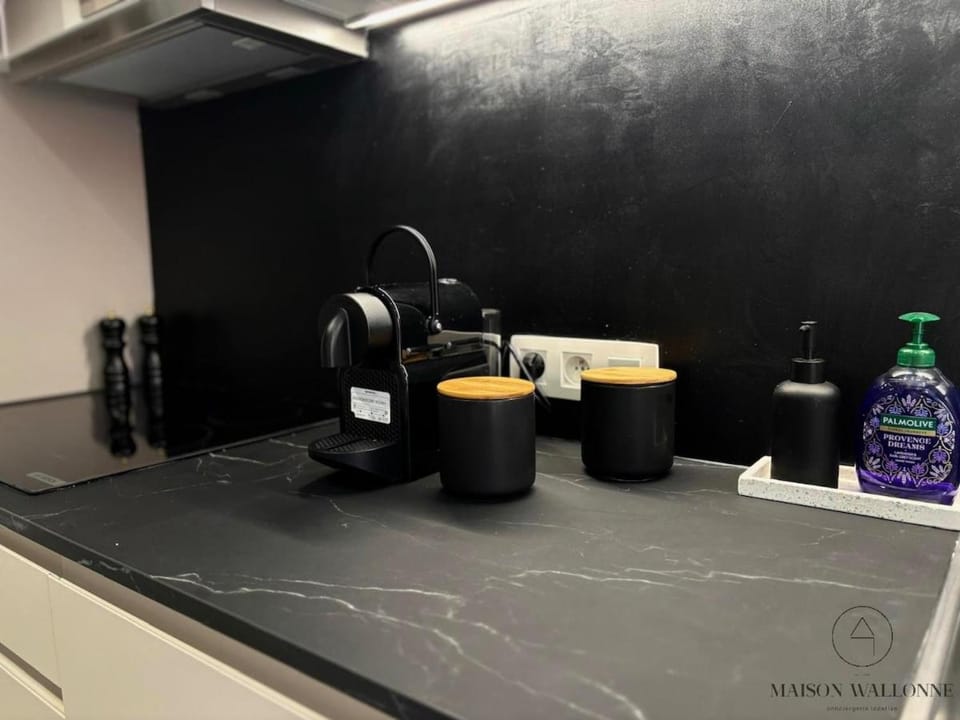 Coffee/tea facilities, Kitchen or kitchenette
