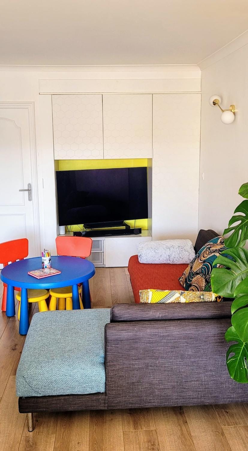 Communal lounge/ TV room