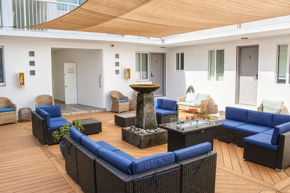 Seating area
