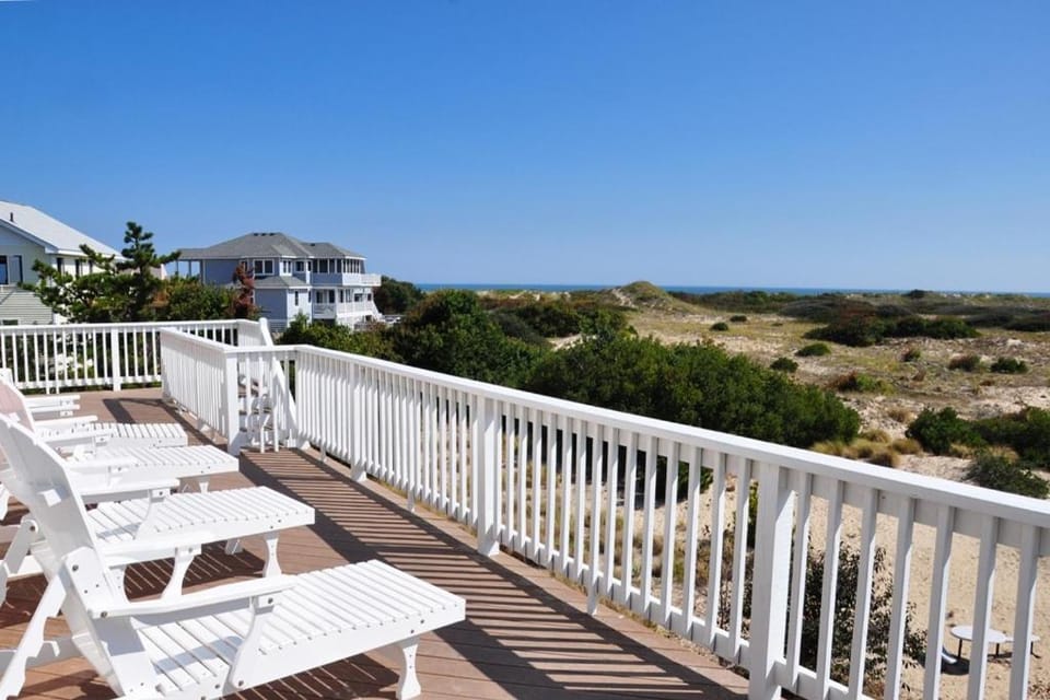 Phoenix Rising House in Corolla