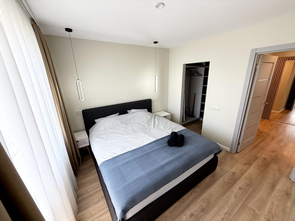 Bed, Photo of the whole room, Bedroom, towels, wardrobe