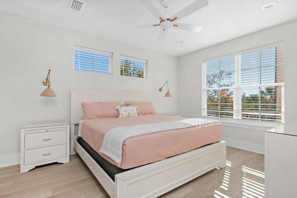 Sea Glass Private Pool & Beach Access House in South Walton County