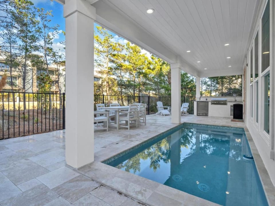 Sea Glass Private Pool & Beach Access House in South Walton County