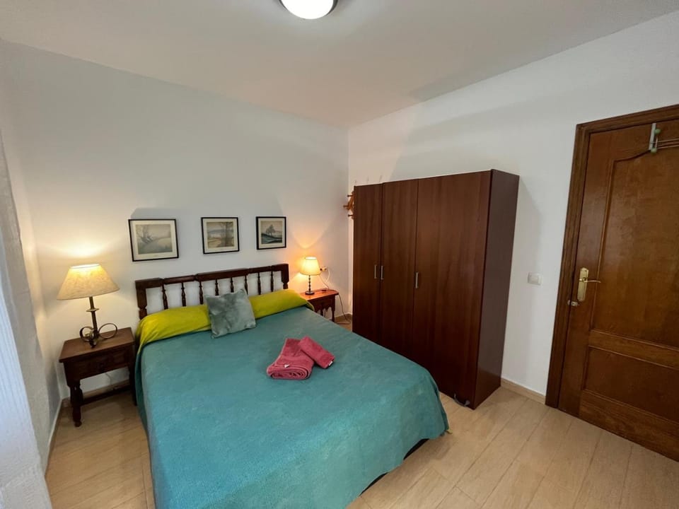 Bed, Bedroom, wardrobe