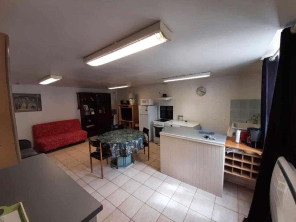 TV and multimedia, Kitchen or kitchenette, Living room, Seating area, Dining area, oven, pet friendly