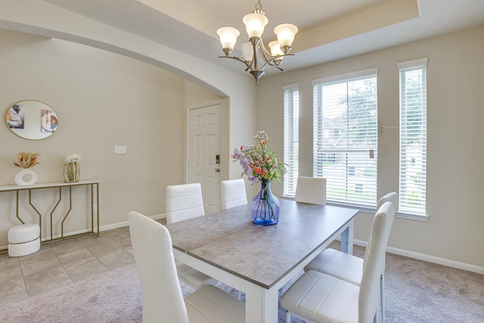 Covered Patio & Spacious Yard: Houston Area Home! House in Houston