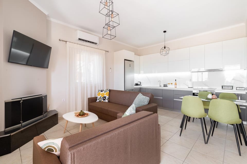 TV and multimedia, Living room, Seating area