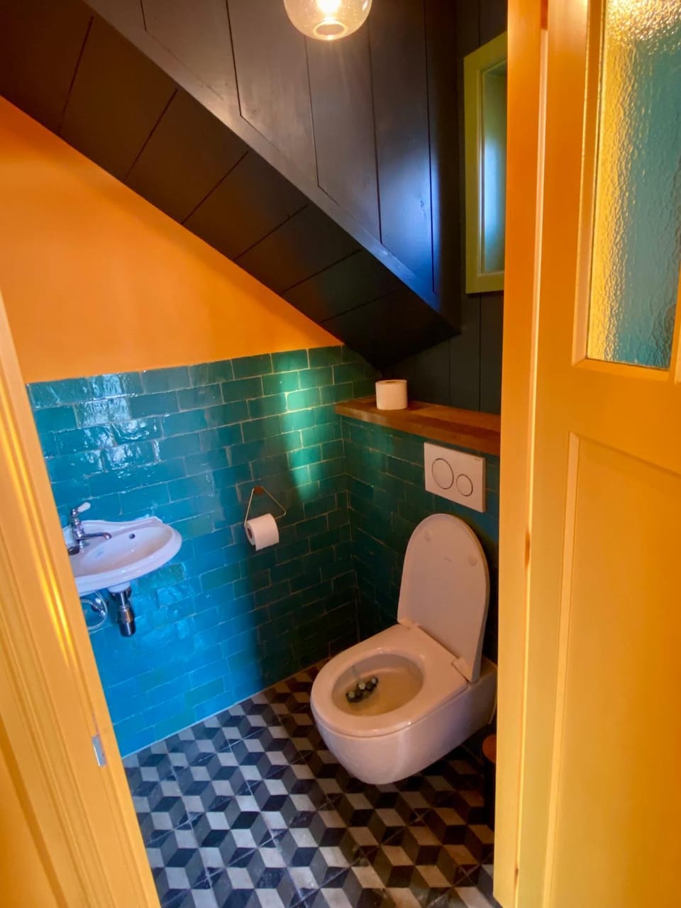 Toilet